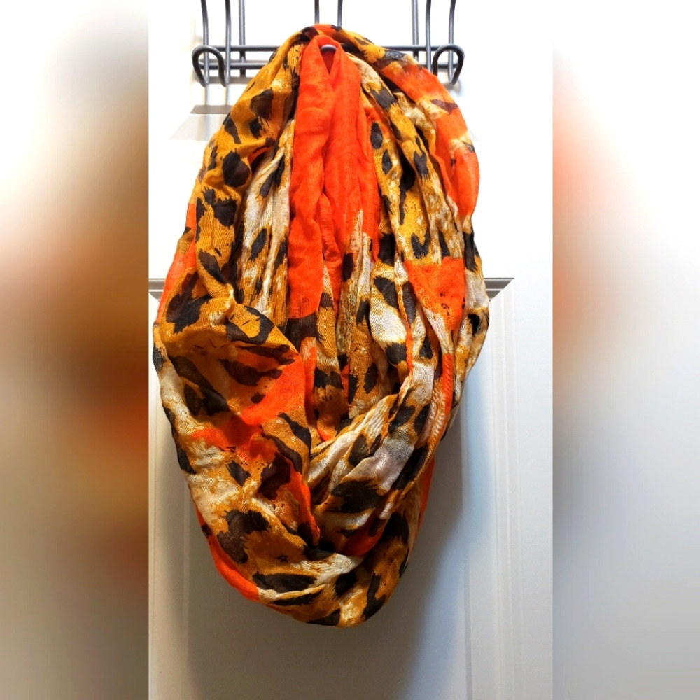 Infinity scarf